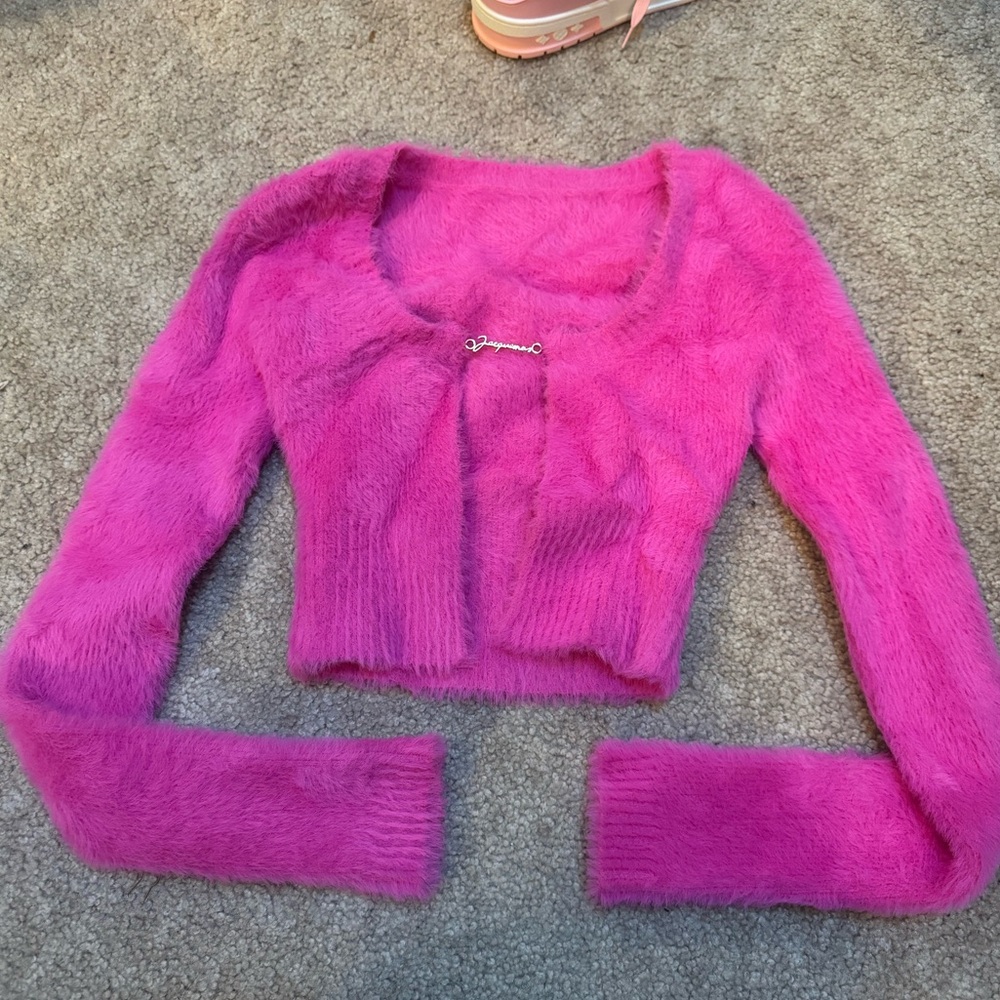 🩷 Jacquemus Pink Fuzzy Logo Cardigan 🩷